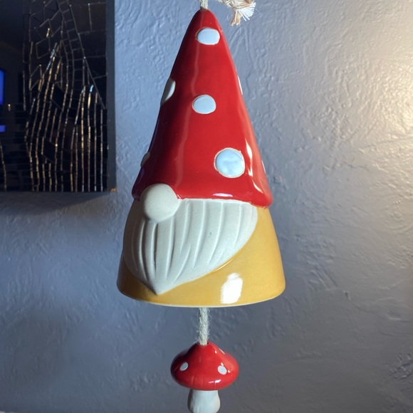 Cute Mushroom Gnome Windchime - Picture 14 of 15